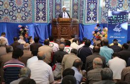 عید فطر زمینهساز تشکیل امت واحده اسلامی است/ جنبه سیاسی عید فطر باید بیشتر تقویت شود/ مردم از گرانی و تروم بیسابقه رنج میبرند+ گزارش تصویری
