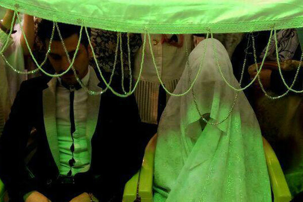 برگزاری مراسم عقد دو معتکف دماوندی در نخستین روز اعتکاف+ تصاویر