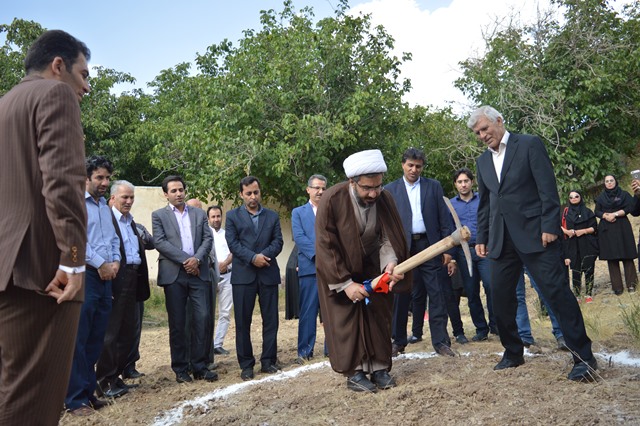 مرکز فرهنگی، آموزشی و تربیتی «راه ابریشم» در روستای اوزن‌دره دماوند کلنگ‌زنی شد+تصاویر