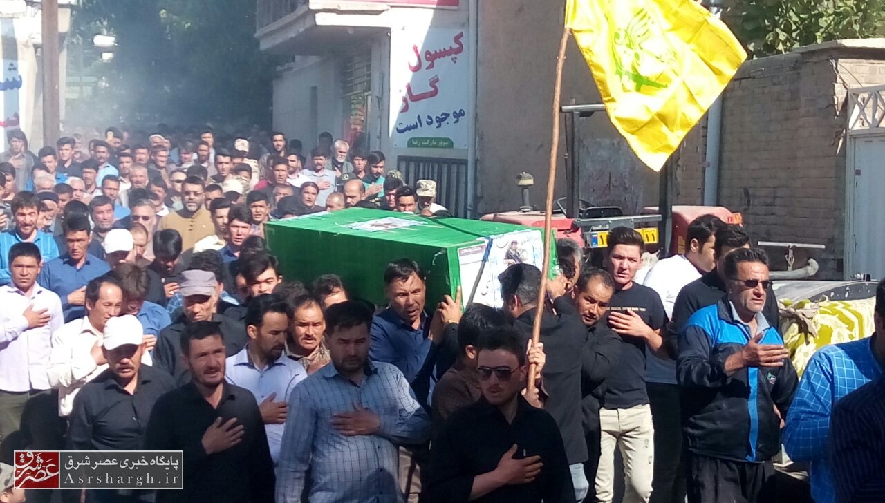 پیکر مطهر بیست و هشتمین شهید مدافع حرم در دماوند تشییع شد