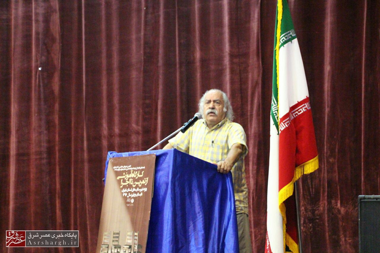 سالن تئاتر مقدس است اما آن را به سالن سیاسی تبدیل کرده‌ایم/ عروسک‌های سینمایی وقتی وارد شدند که تئاتر دست دولت نادان افتاد