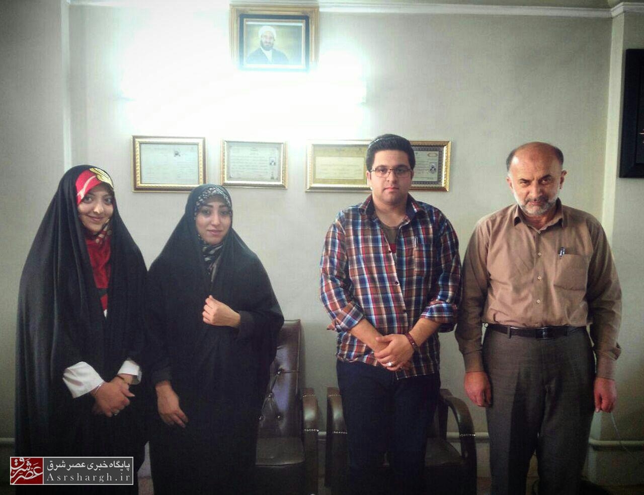 دیدار خبرنگاران عصر شرق با عوامل اجرایی نشریه باسابقه ره‌آورد+ تصاویر