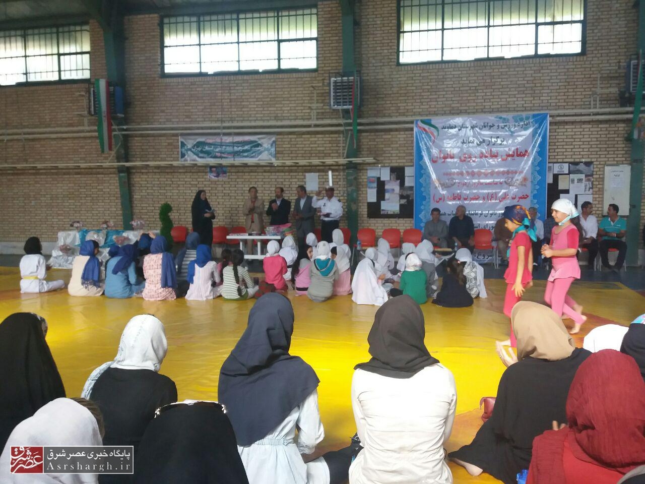 همایش پیاده‌روی بانوان در دماوند برگزار شد/ قمی: ورزش بهترین جایگزین فضای مجازی در خانواده‌هاست