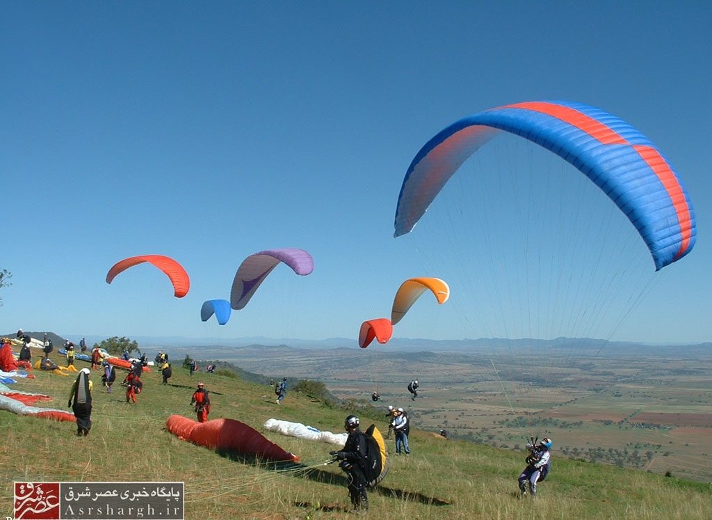 دماوند میزبان مسابقات پاراگلایدر قهرمانی کشور/ ۱۲۰ خلبان در این رقابت‌ها حضور دارند
