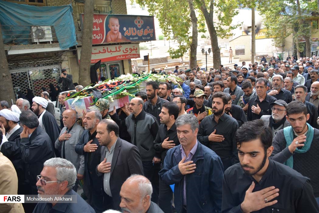 تشییع باشکوه شهید تازه تفحصشده دفاع مقدس در دماوند/ پیکر مطهر شهید پرویز قرایی پس از ۳۱ سال آرام گرفت+ عکس و فیلم