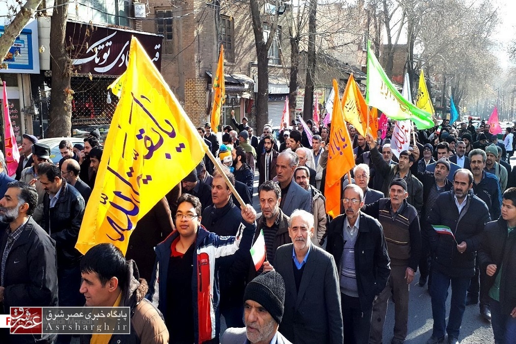 قیام مردم دارالمؤمنین علیه آشوب‌گران و اغتشاشات/ دفاع دماوندی‌ها از آرمان‌های انقلاب و اسلام+ تصاویر