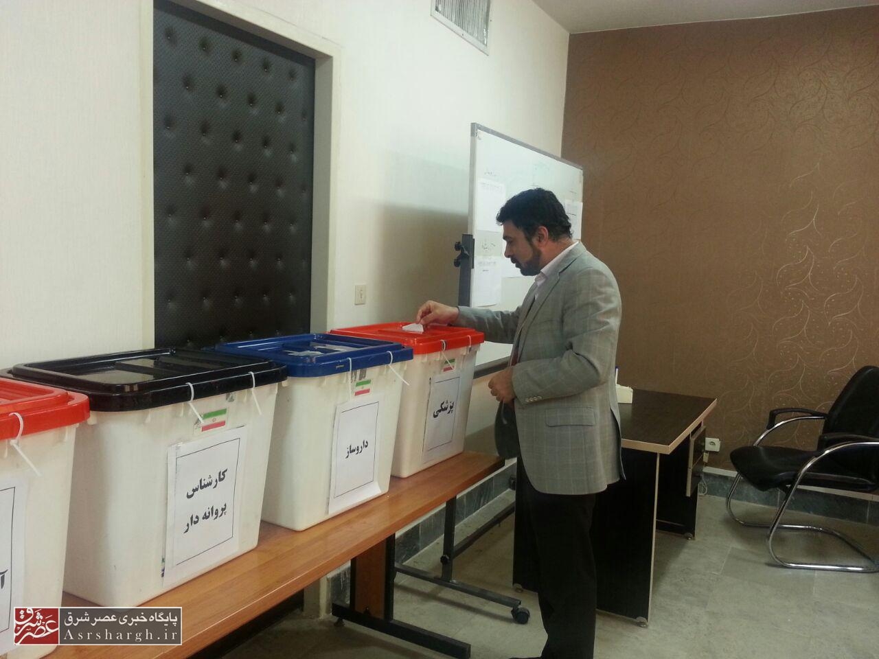 برگزاری هفتمین مرحله انتخابات میان دورهای نظام پزشکی در دماوند+ تصاویر