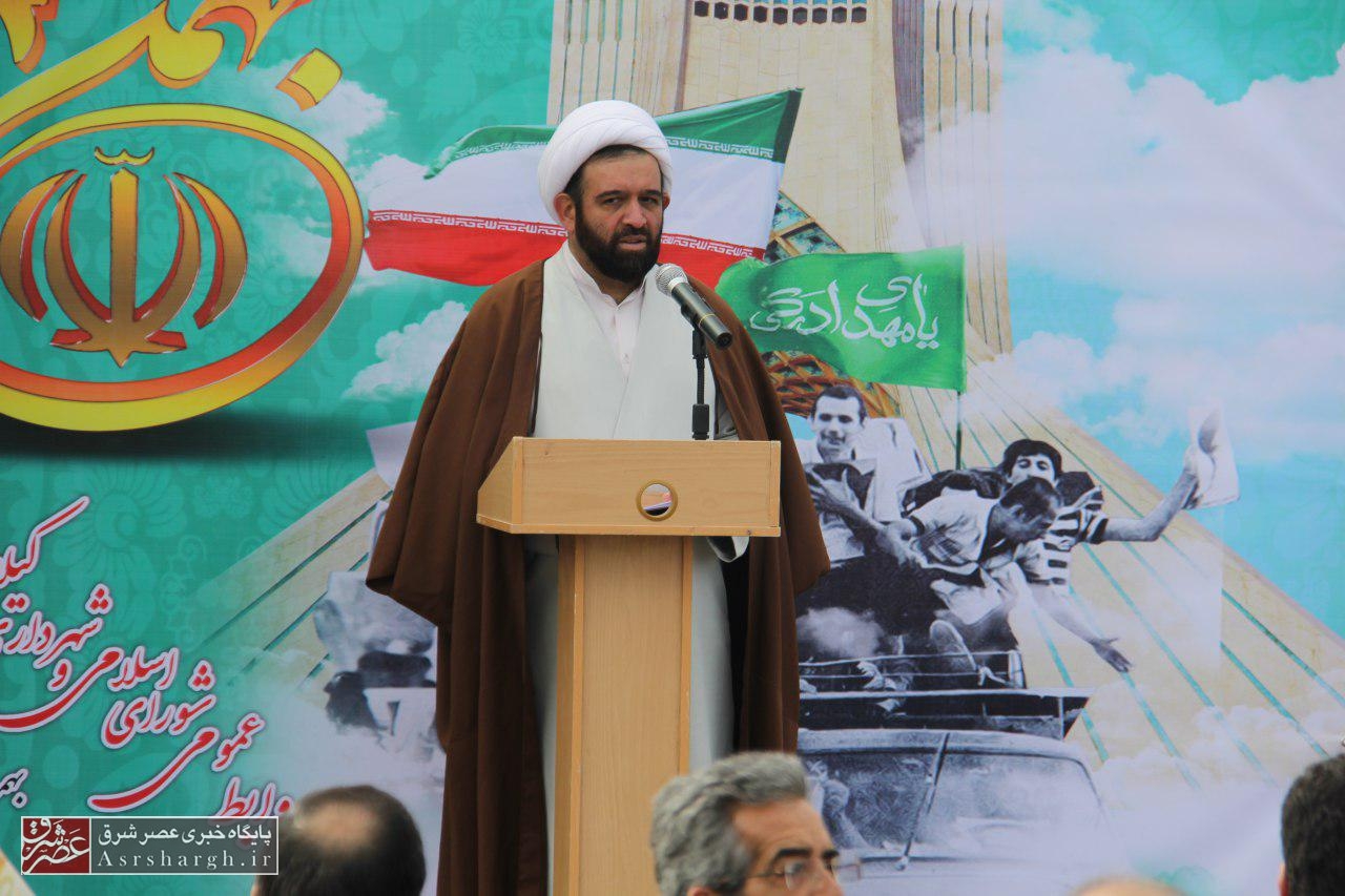 انقلاب اسلامی تأثیر فراوانی بر تحولات منطقهای داشت/ بسیاری از موانع مسلمانان بعد از پیروزی انقلاب برداشته شد