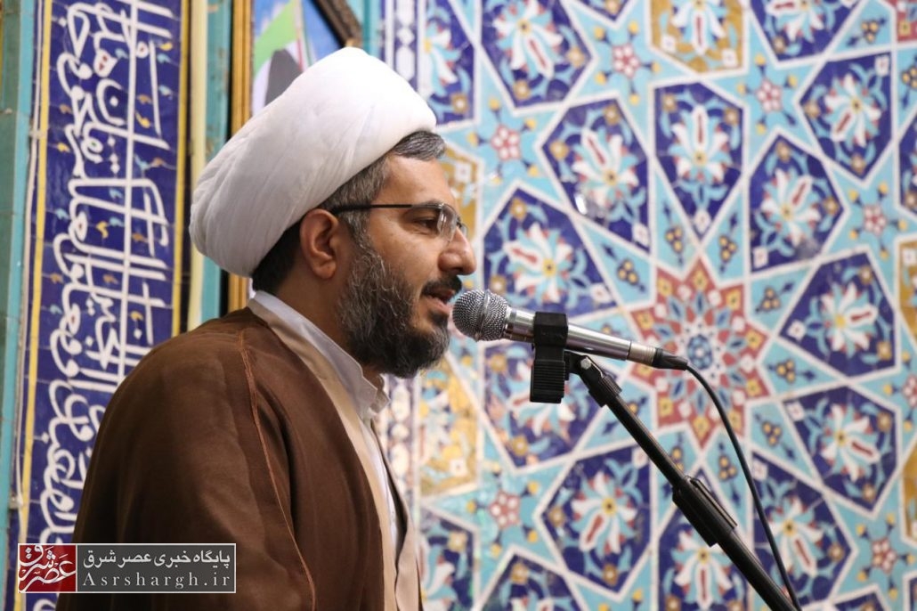 ساختمان حوزه علمیه دماوند به تعمیرات اساسی نیاز دارد/ دست چدنی آمریکا از دست‌کش مخملی‌اش بیرون آمد/ ایران پرچم‌دار مبارزه با ظلم و استکبار است+ تصاویر