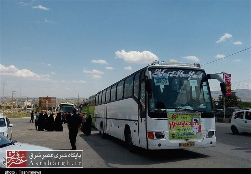 ۱۲۵۰ زائر دماوندی به حرم امام راحل اعزام شدند/ وقتی دماوندی‌ها با پای جان عازم یار می‌شوند+تصاویر