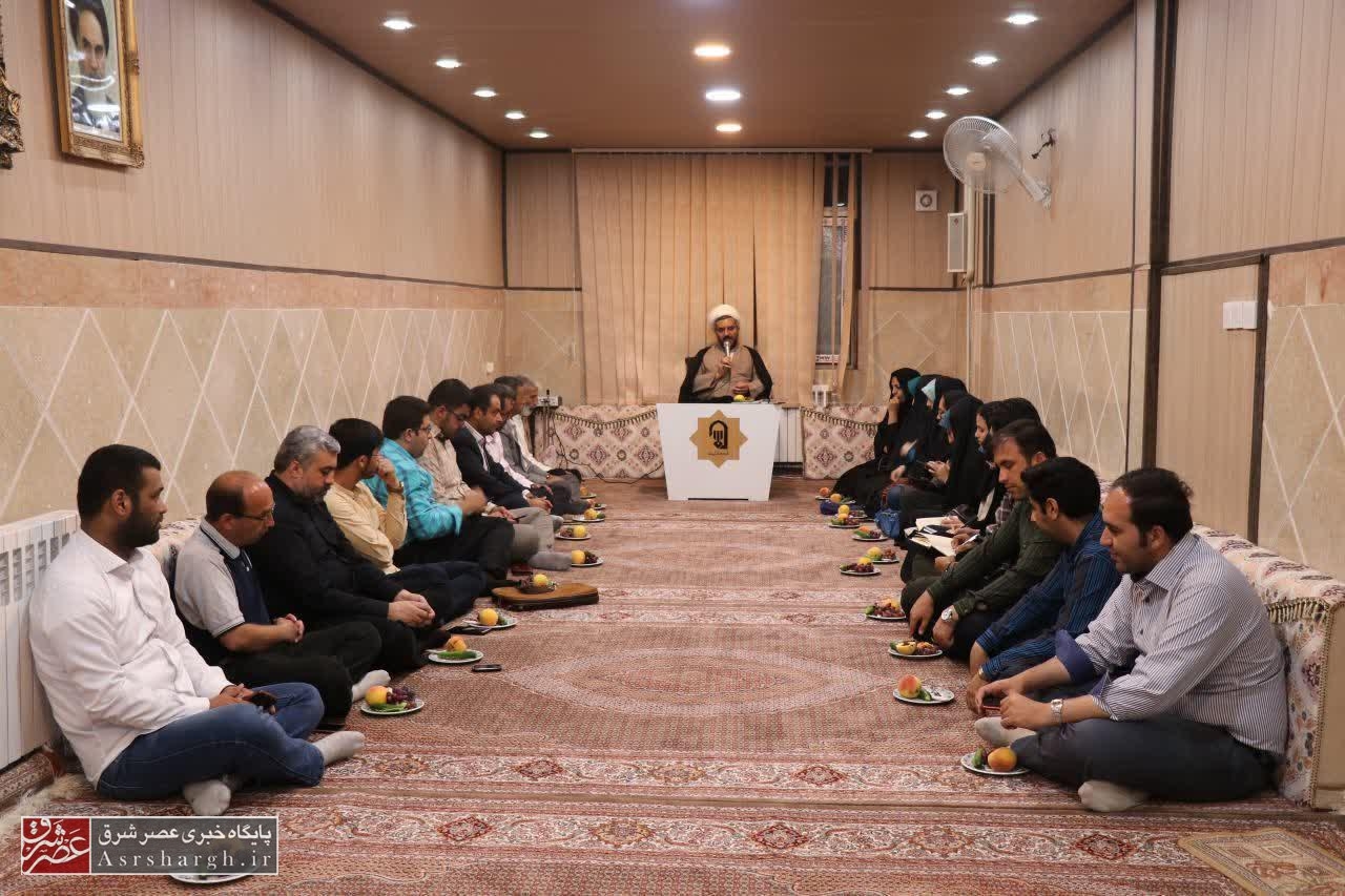 پیشرفت دماوند در ابعاد مختلف بدون خبرنگاران امکان‌پذیر نیست/ مطالبه‌گری رسالت خبرنگاران در انقلاب اسلامی است