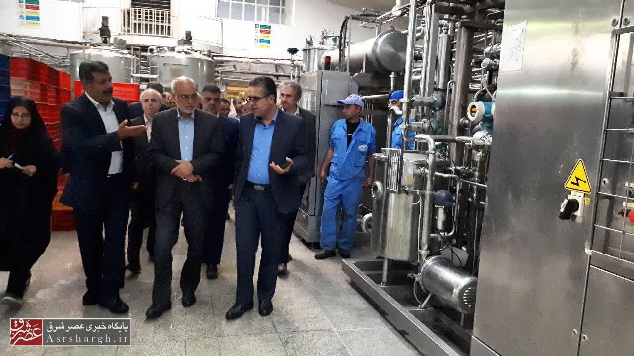 بازدید استاندار تهران از واحدهای تولیدی و صنعتی در دماوند/ مقیمی پای درد و دل صنعتگران دماوند نشست+ تصاویر