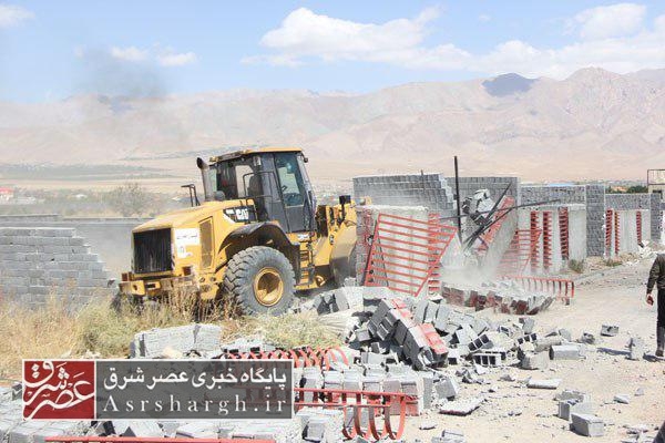 تخریب ۳۰ هکتار ساخت و ساز غیرمجاز در دماوند/ ۵ واحد ساختمانی غیرمجاز در آبسرد تخریب شد+ تصاویر