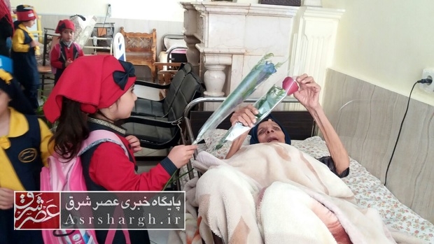 خدماترسانی به ۱۰۰ سالمند در بهزیستی دماوند/ ۱۶ سالمند در تنها مرکز خانه سالمندان دماوند نگهداری میشوند