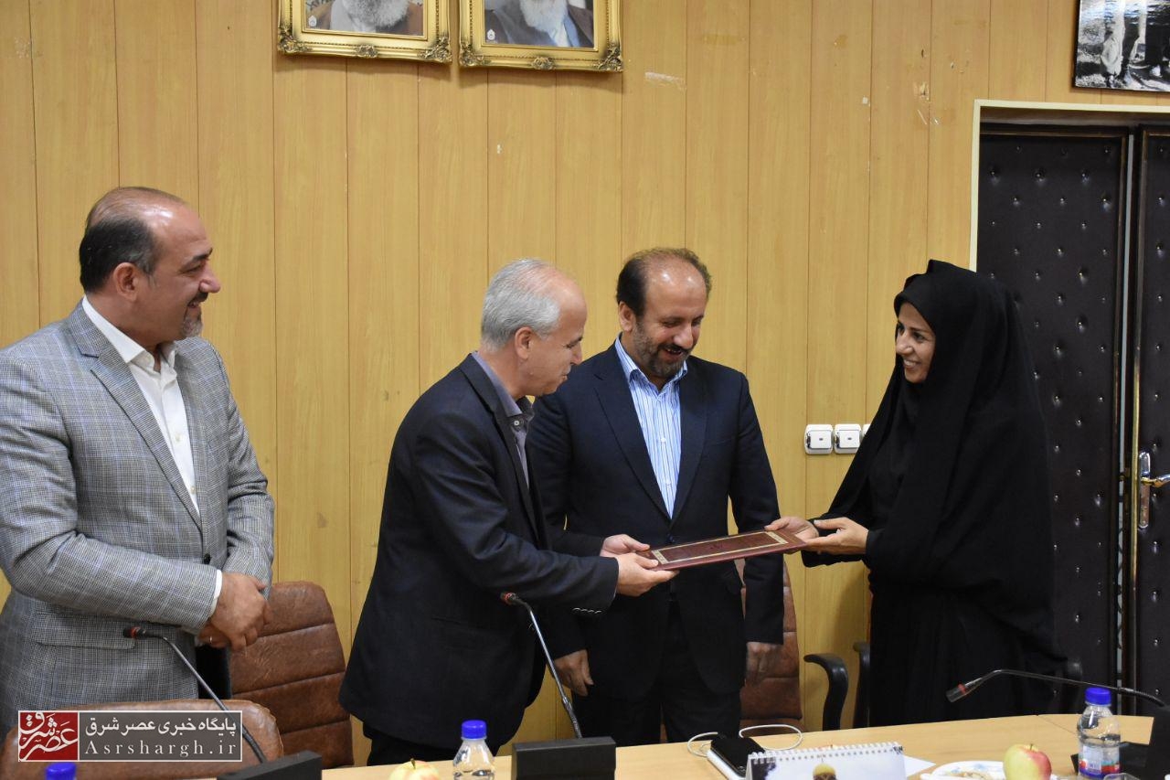 در مسؤولیت‌ها بیشتر سعی بر استفاده از نیروهای بومی است/ ۳۰ درصد از پست‌های مدیریتی باید به بانوان اختصاص یابد