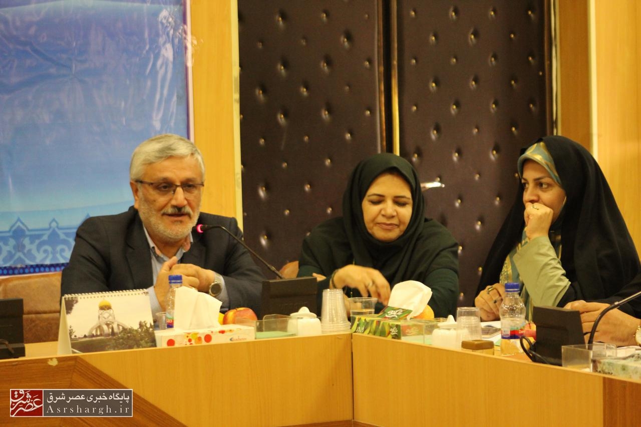 مشکلات امروز کشور صرفاً اقتصادی نیست/ تنها راه نجات کشور نگرش به داخل و کارآمدی گروه‌هاست