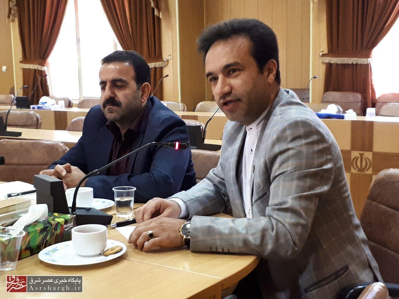 تبدیل اراضی به ویلا باعث آپارتماننشینی جوانان میشود/ زمینی به جوانان تعلق نمیگیرد