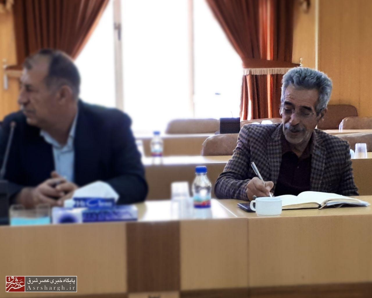 تسلط کافی بر امور آموزش و پرورش وجود ندارد/ لزوم استفاده از تجربیات بازنشستگان فرهنگی برای رفع مشکلات