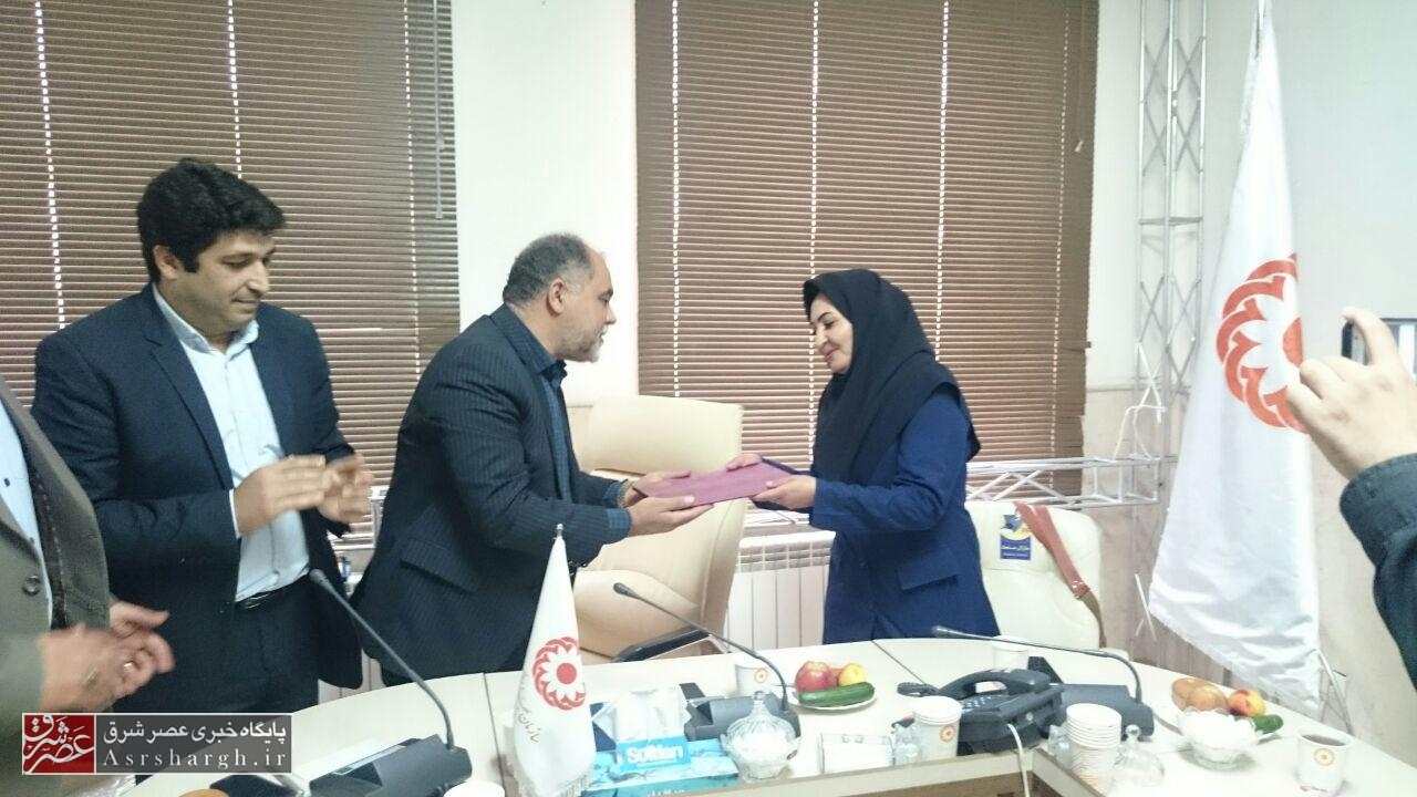 «فاطمه حاجیخانزادی» رئیس جدید اداره بهزیستی دماوند شد