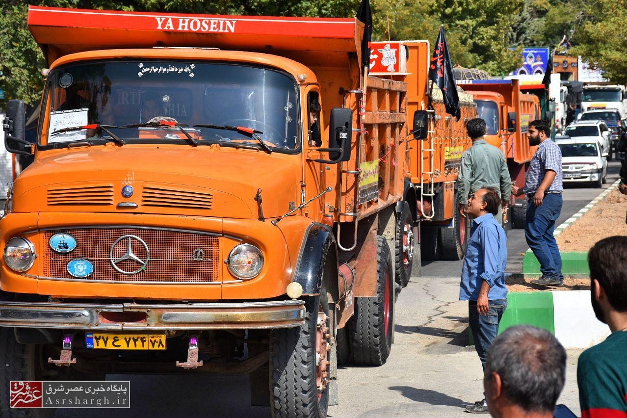 کاروان تدارکات موکب دماوندی‌ها راهی کربلای معلی شد/ اعزام ۶۰ نیرو برای ساخت حسینیه دماوندی‌ها+ فیلم و عکس