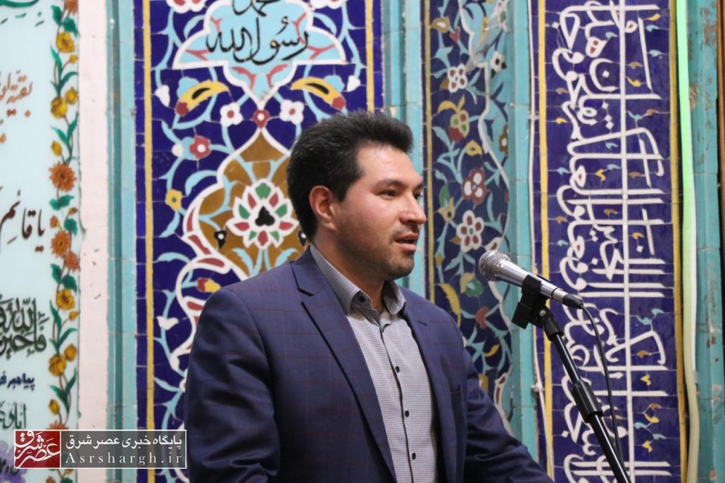 دانشجویان میتوانند حقوق مردم را از مسؤولان اجرایی مطالبه کنند/ قشر دانشجویی برابر مسائل جامعه هوشیار و آگاه باشد/ ۸۵۰ هزار نفر از دانشگاه پیام نور فارغالتحصیل شدهاند