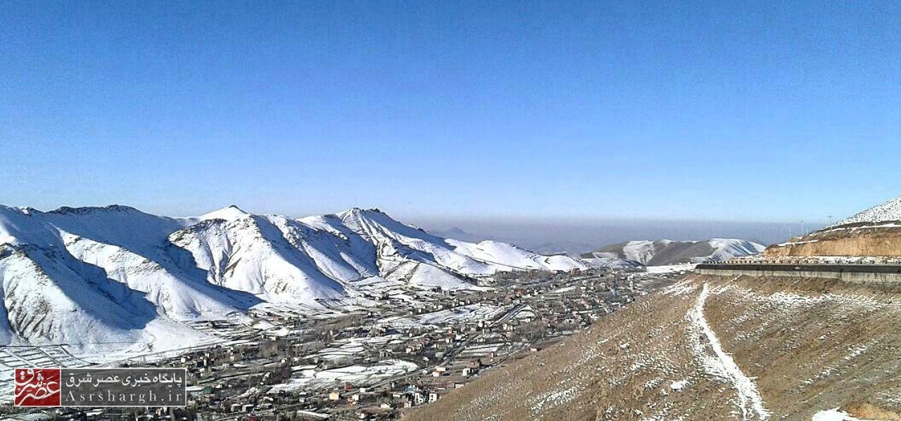 نمایی متفاوت از آلودگی هوای تهران از بام دماوند+ تصویر