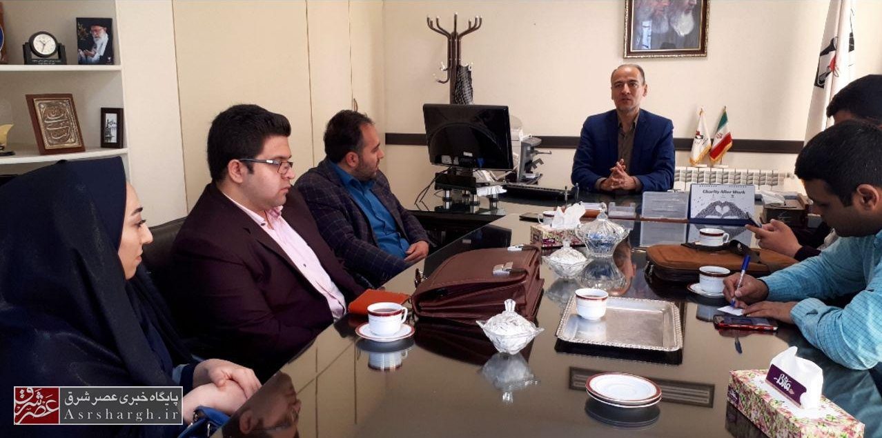 ماهانه ۹۰۰ میلیون تومان به خانوادههای شهدا حقوق داده میشود