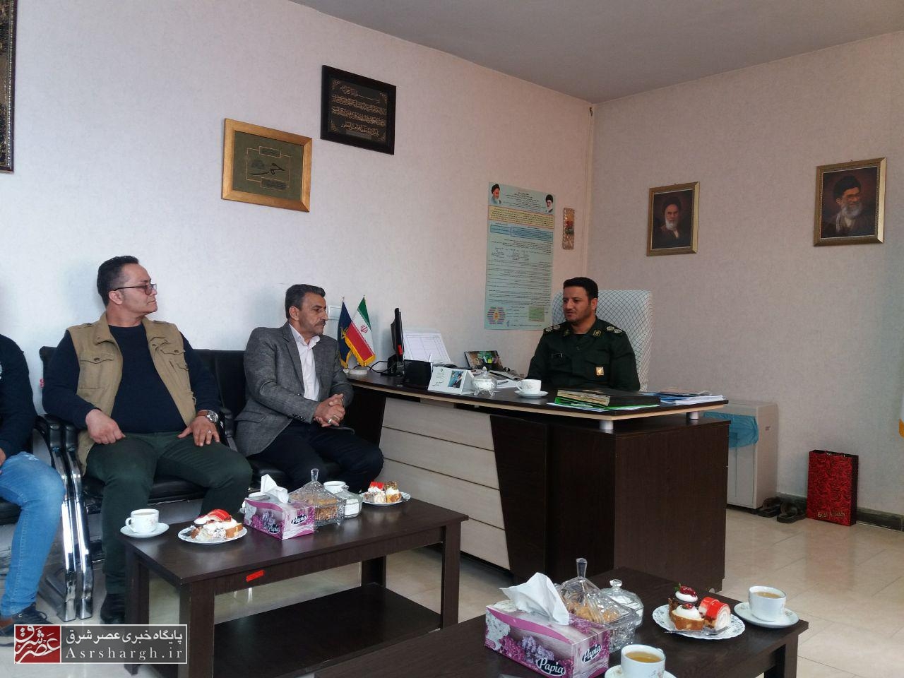 اعزام ۱۲ کامیون اقلام مورد نیاز به مناطق سیلزده کشور