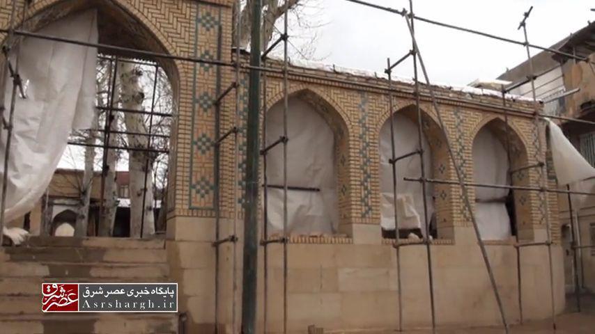 عذرخواهی فرماندار از خانوادههای شهدای محله درویش/ تکمیل گلزار شهدا تا ۴۰ روز آینده