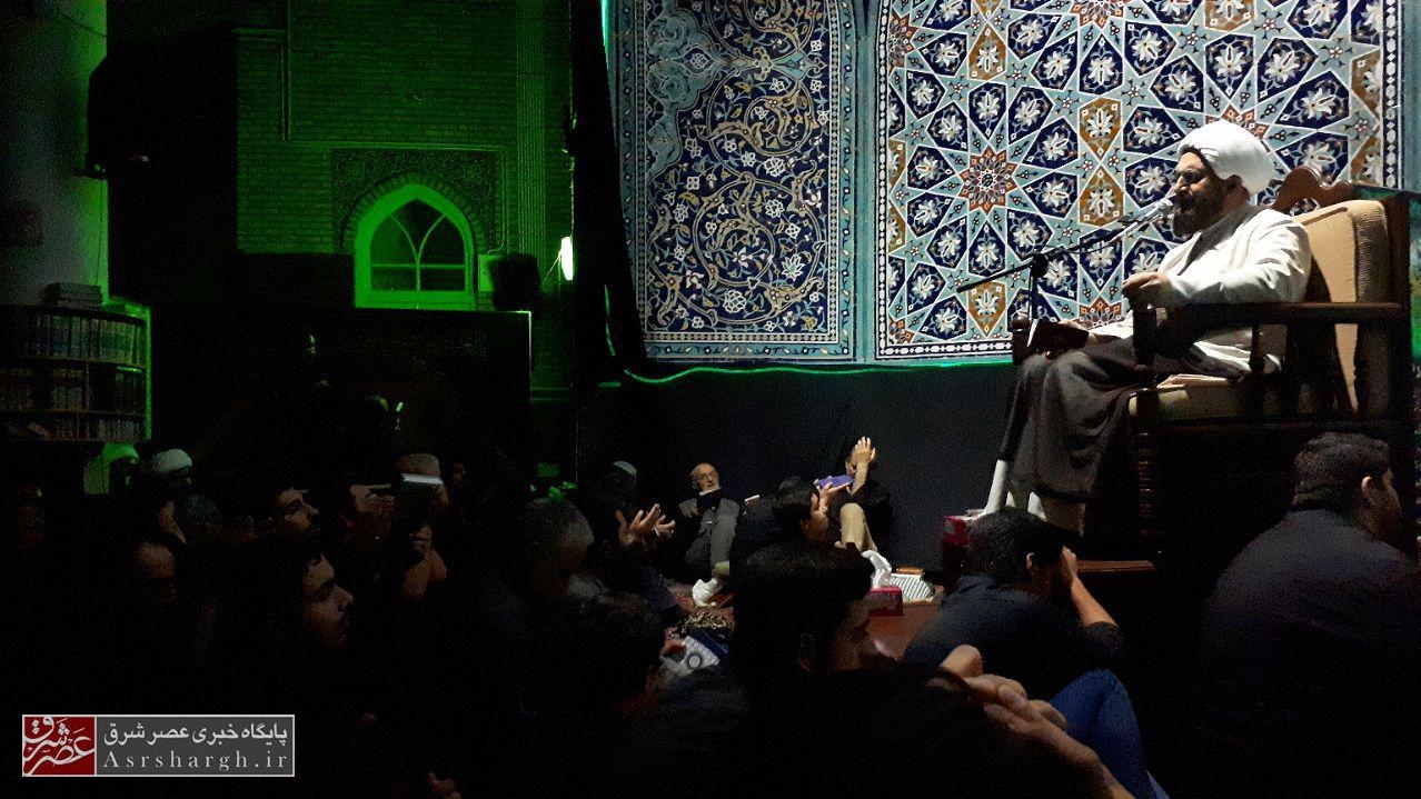 قدر شب ایمان به رزاقیت الهی است