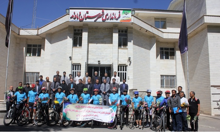 استقبال مسؤولان دماوند از دوچرخه‌سواران «مشهد اردهال»+ تصاویر