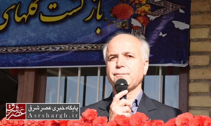 دانشآموزان مشارکت در امور اجتماعی را کنار تحصیل مد نظر قرار دهند