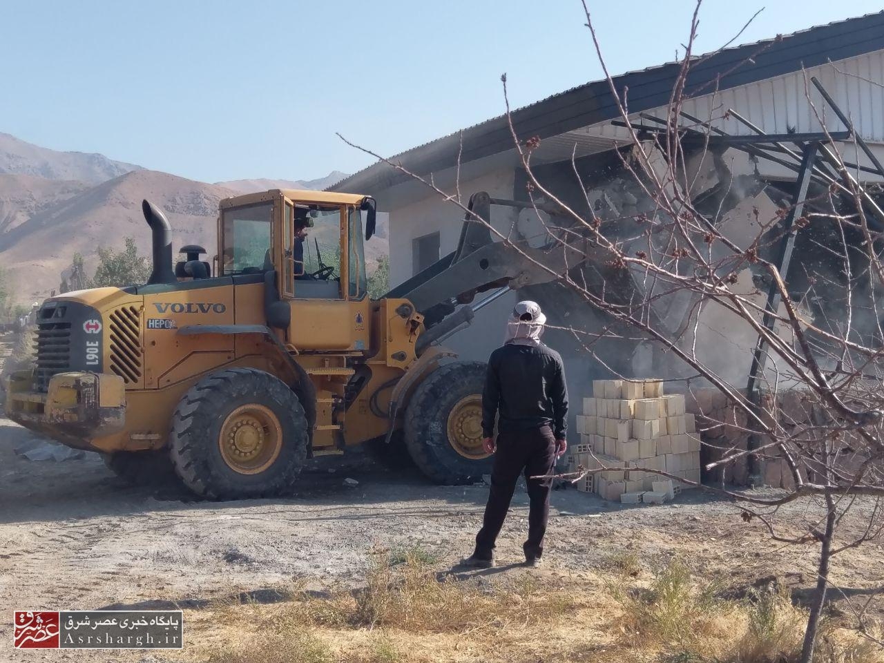 تخریب ۱۰۰ مورد ساخت و ساز غیرمجاز در «جابان» دماوند