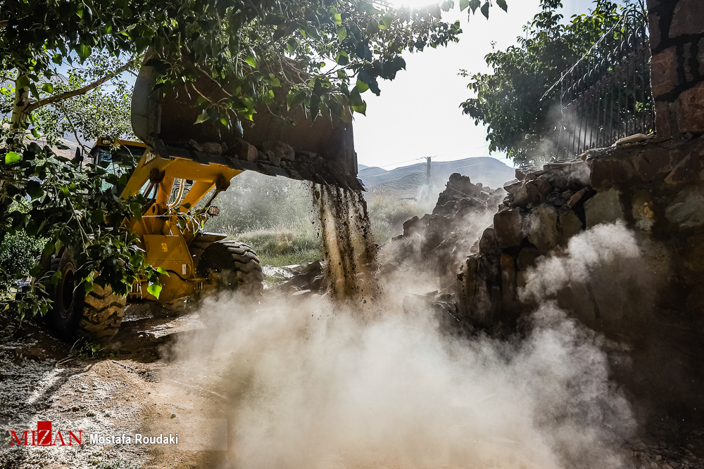 آزادسازی اراضی کشاورزی به ارزش ۱۱۵ میلیارد ریال در دماوند