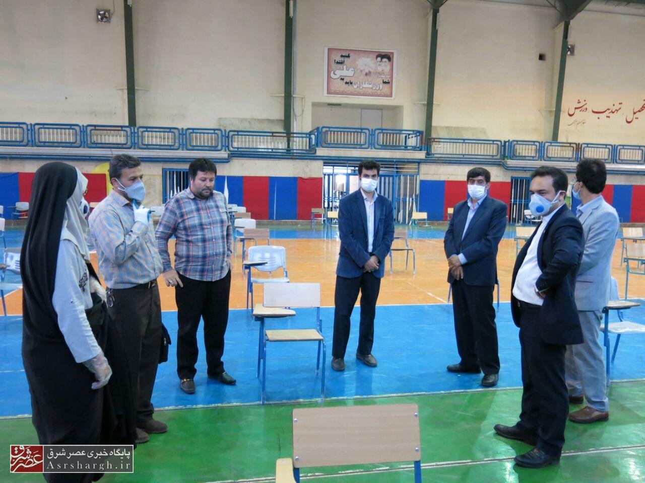 بازدید مدیر شبکه بهداشت دماوند از حوزه امتحانی مدارس/ فاصله اجتماعی رعایت شود