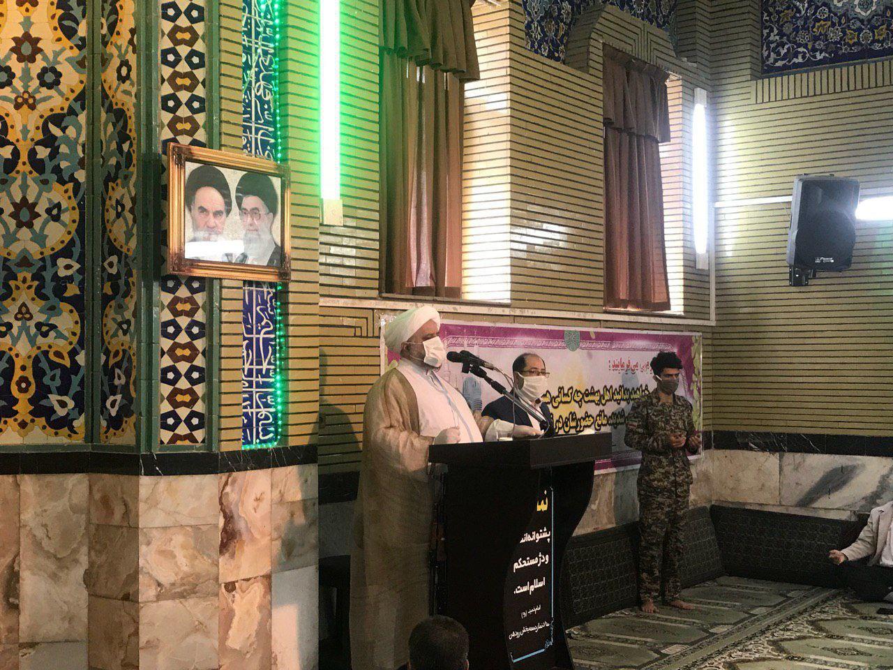 دشمنان به دنبال جنگ سایبری هستند/ مراقب اخبار فضای مجازی باشیم