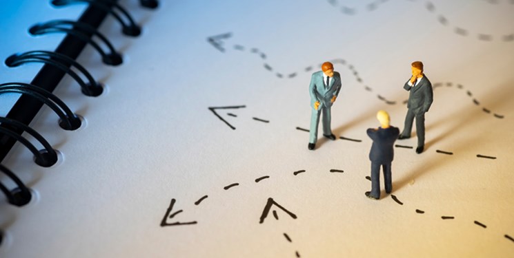 بحران تصمیم‌گیری؛ از بورس و کنکور تا بازگشایی مدارس