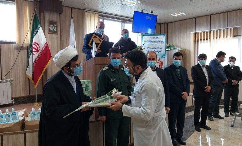 مدافعان سلامت دماوند تجلیل شدند/ نیمی از کادر درمان دماوند درگیر کرونا