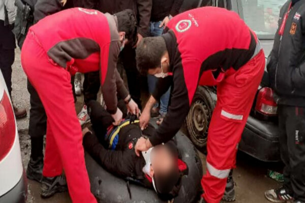 مصدومیت جوان ۱۶ ساله بر اثر تیوپ‌سواری در آبعلی