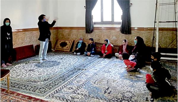 نخستین دوره کلاس های بازیگری در شهرک فاطمیه دماوند برگزار شد