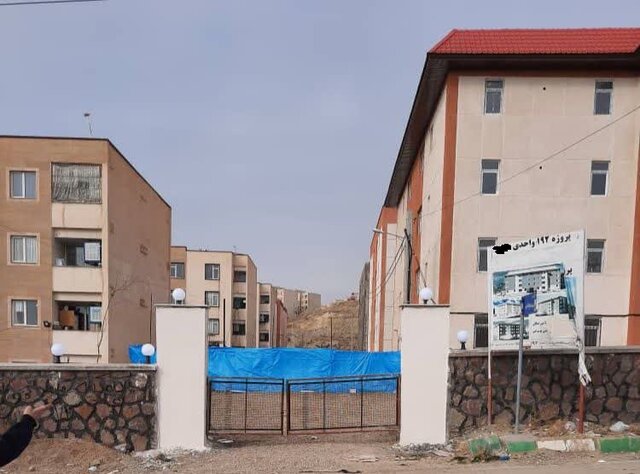 آرزوی خانه دار شدنمان ۹ ساله شد/ سازنده اولیه فراری است/ آیا پروژه عمدا طولانی شده؟