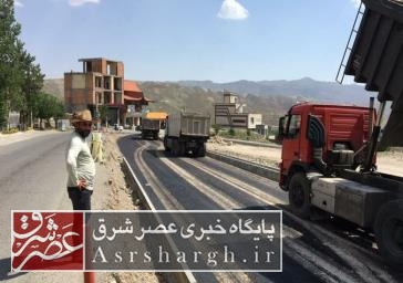 بازدید بخشدار بخش مرکزی دماوند از اجرای آسفالت‌ پروژه بلوار ورودی روستای مرا