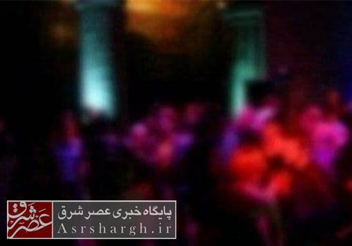 بازداشت ۲۵ دختر و پسر در پارتی شبانه رودهن/ در استخر مست بودند!