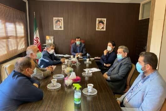 پیگیری اجرای عملیات آسفالت راه روستاهای تنگه و بولان