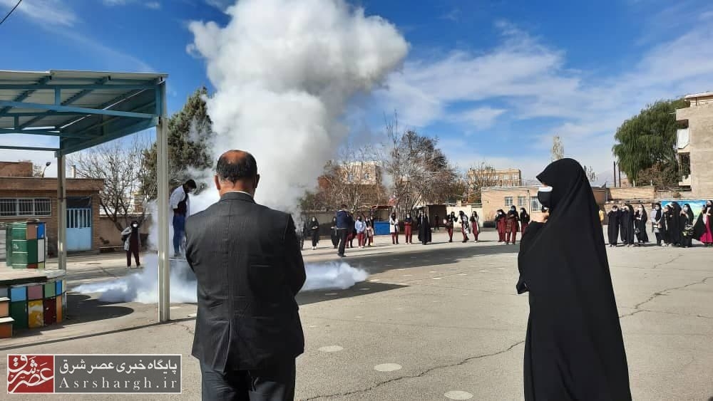 برگزاری کارگاه ساخت موشک آبی و سازه ماکارانی در مدارس شهر آبسرد