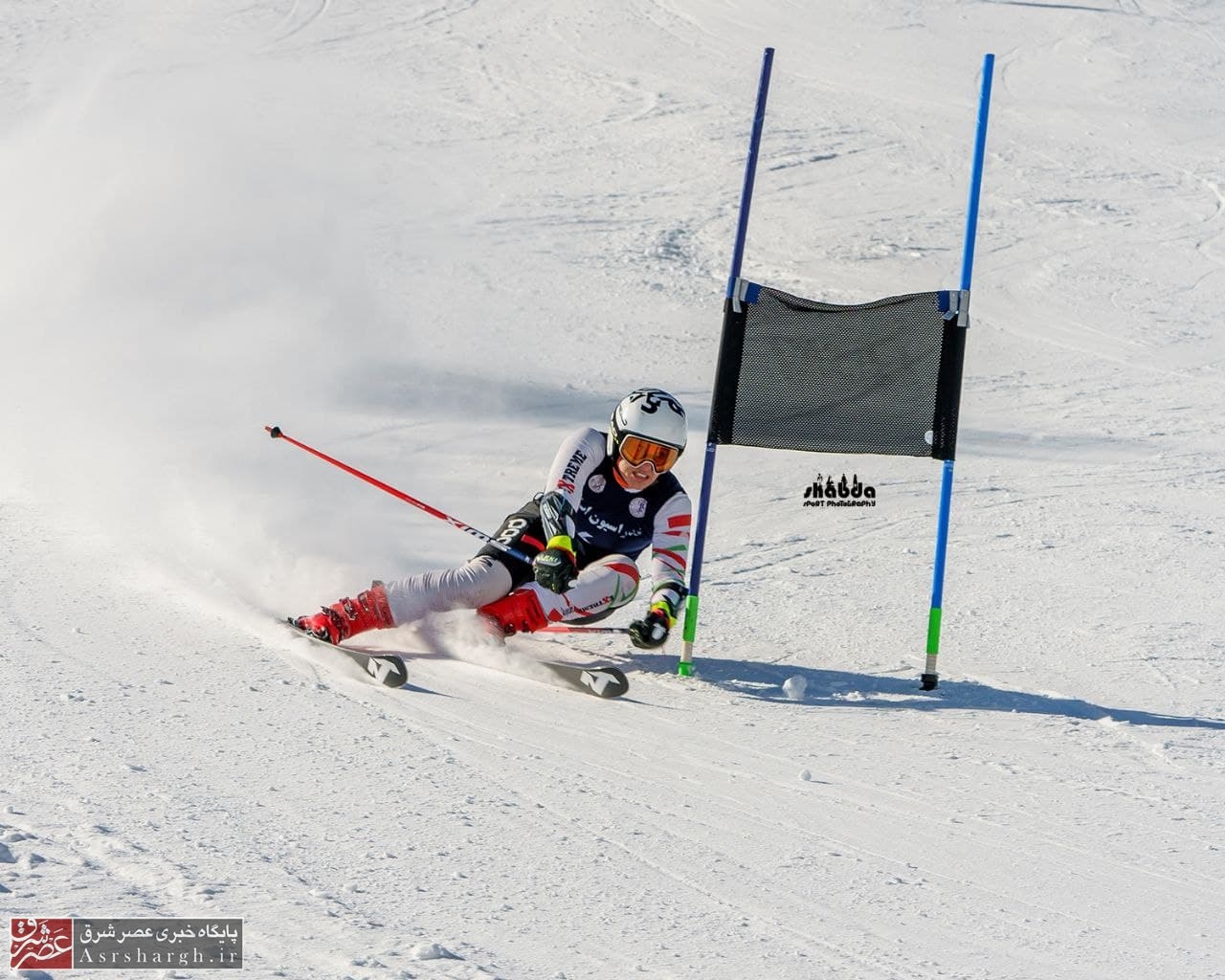 گام بلند اسکیباز دماوندی برای قهرمانی در المپیک ۲۰۲۲/ پدیده اسکی ایران پرچمدار شد+فیلم