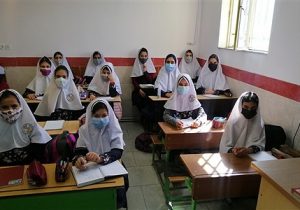 عکس| حضور پرشور دانشآموزان دماوند در مدارس