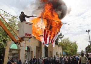 فریاد استکبارستیزی در شهرهای پنجگانه شهرستان دماوند+ فیلم و عکس