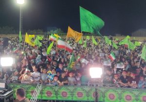 غوغای دهه نودیها و هشتادیها در دماوند/ عرض ارادتی باشکوه به پیشگاه امام عصر(عج)+ عکس و فیلم