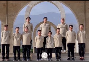 سرود زیبای «مَن کُنتُ مولا»